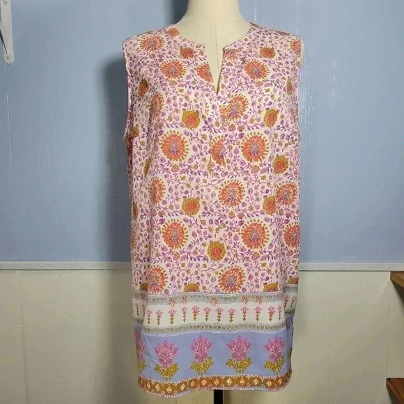 Dalia Pink Floral V Neck Lightweight Button Up Sleeveless Blouse (L) - Picture 1 of 9